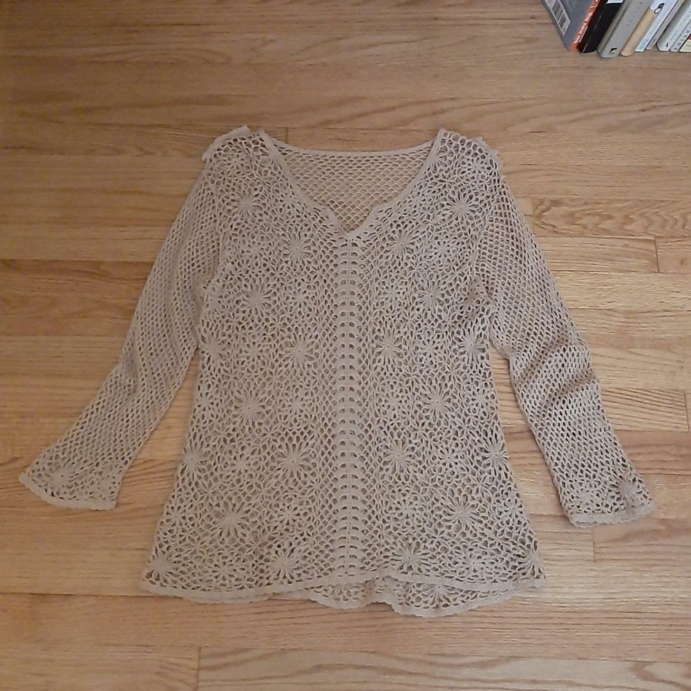 Floral crochet long sleeve sweater